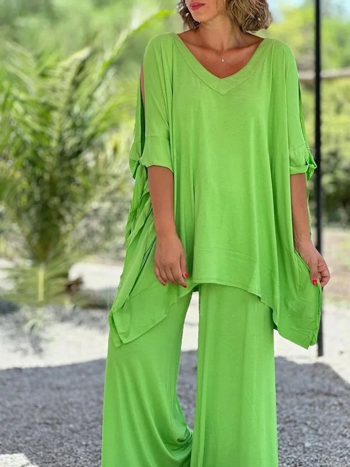 Catherine™ | Cut-Out Shoulder Set