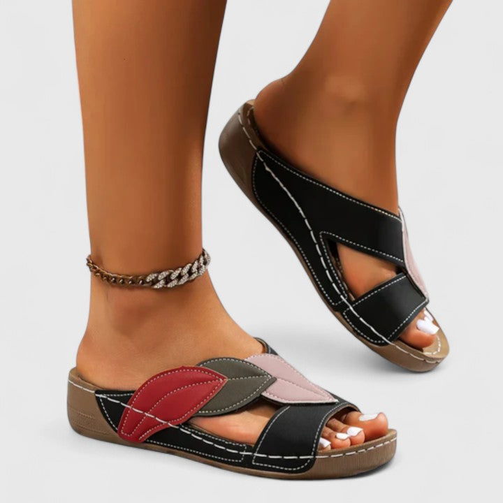 Amy™ | Leaf-Print Comfort Sandals