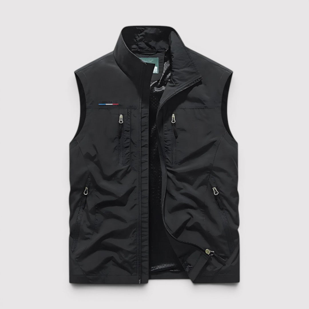 Michael Sydney men's vest with zip pockets, front view