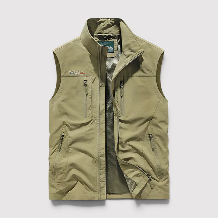 Michael Sydney men's vest with zip pockets, front view
