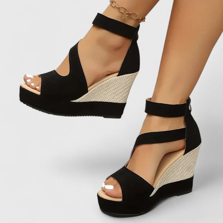Vicki™ | Wide-Fit Wedge Sandals