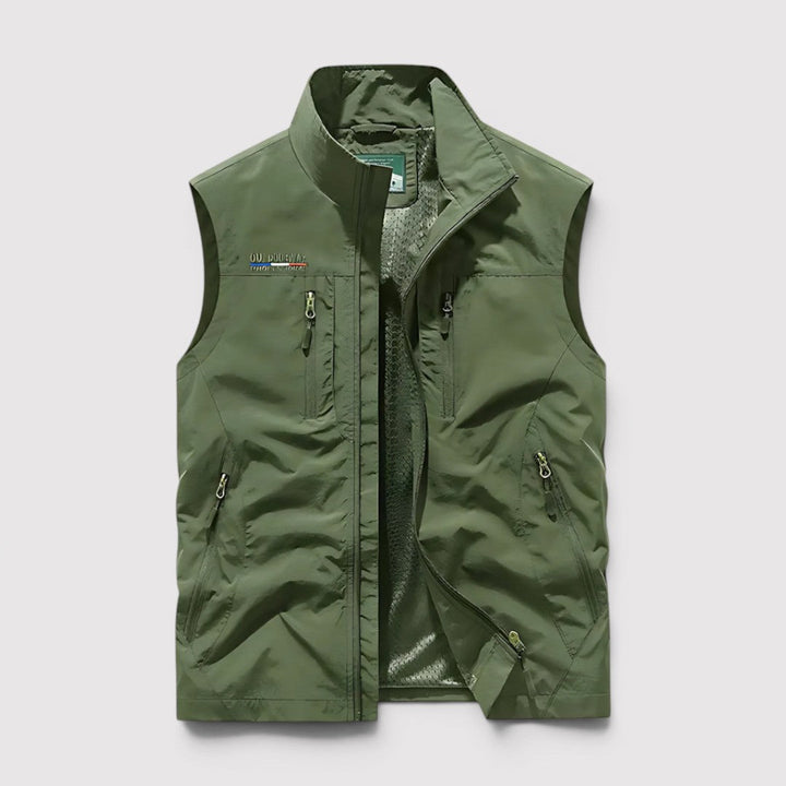 Michael Sydney men's vest with zip pockets, front view