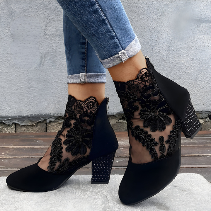 Monica™ | Wide-Fit Comfort Heels