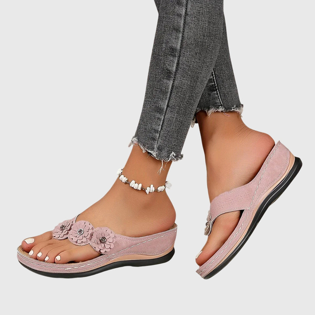 Katherine™ | Flower-Trim Flip-Flops