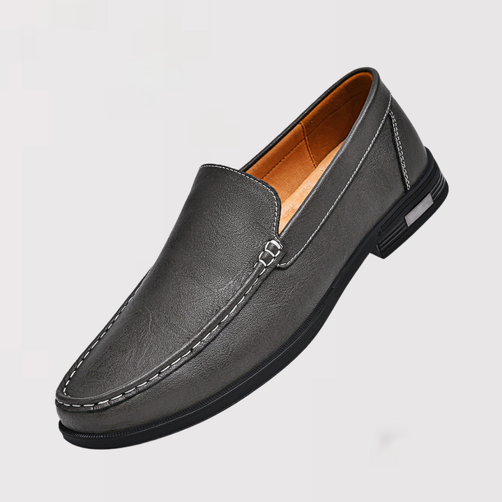Michael Sydney men's Classic loafers, front view