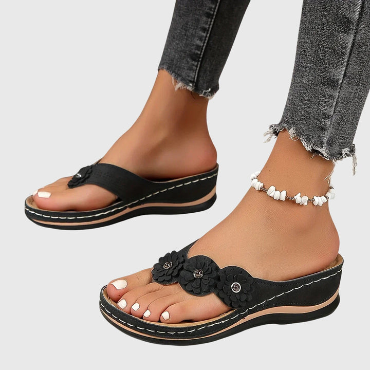 Katherine™ | Flower-Trim Flip-Flops