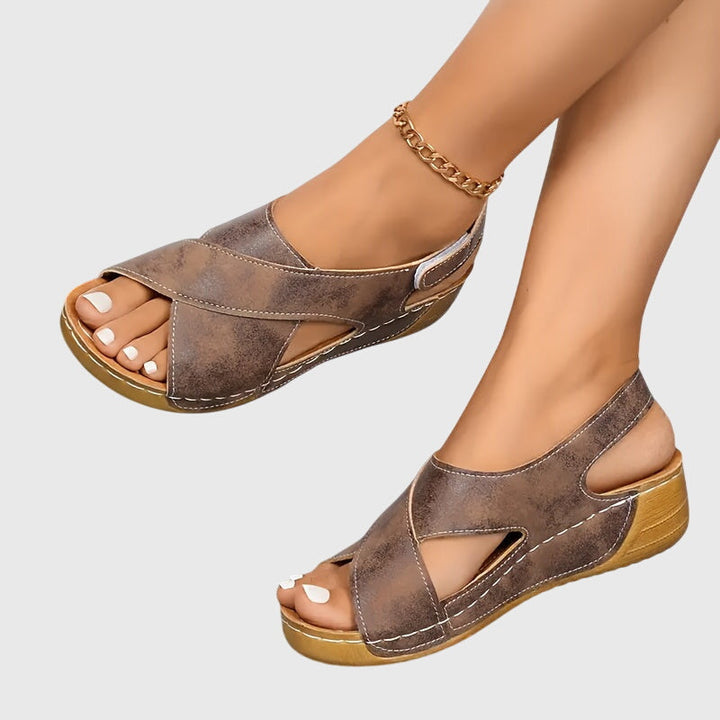 Julie™ | Cross-Strap Comfort Sandals
