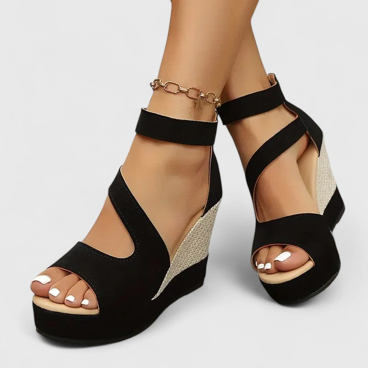 Vicki™ | Wide-Fit Wedge Sandals