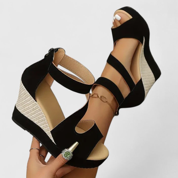 Vicki™ | Wide-Fit Wedge Sandals