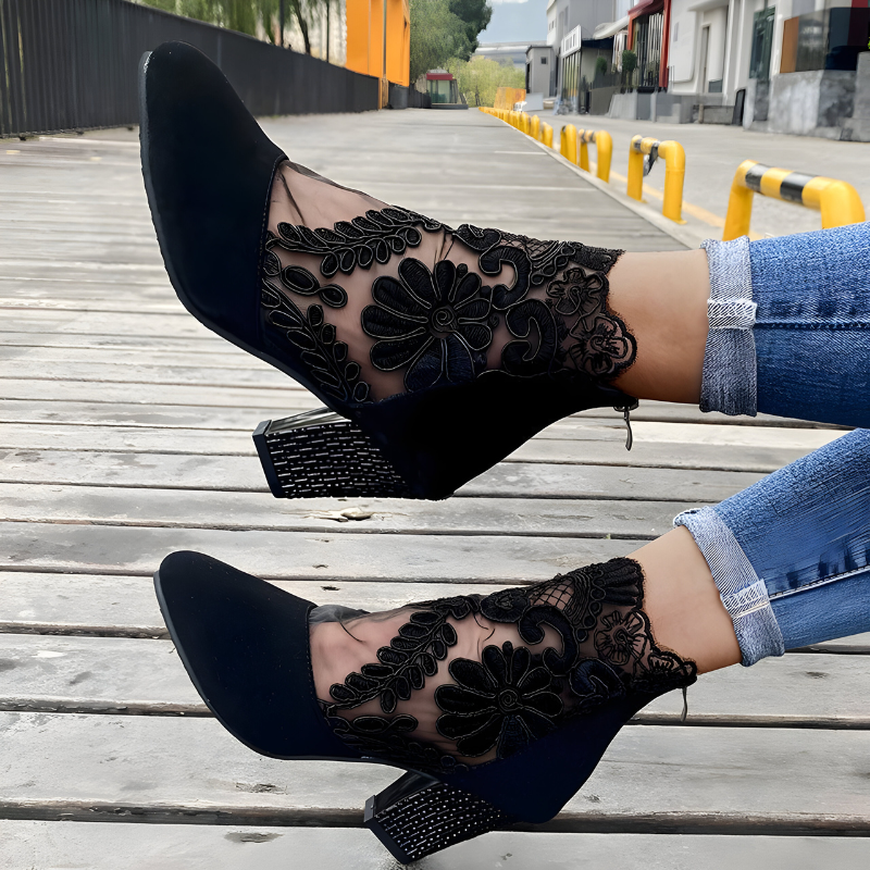 Monica™ | Wide-Fit Comfort Heels