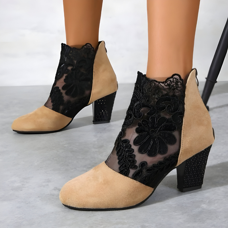 Monica™ | Wide-Fit Comfort Heels
