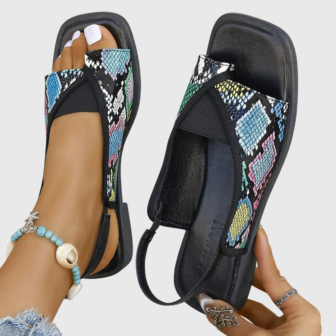 Marnie™ | Two-Tone Slide Sandals