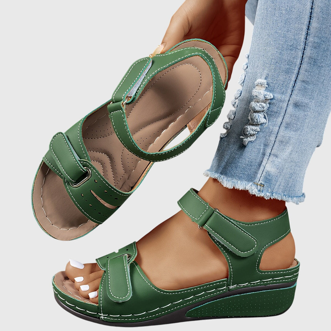 Penny™ | Wide-Fit Supportive Sandals