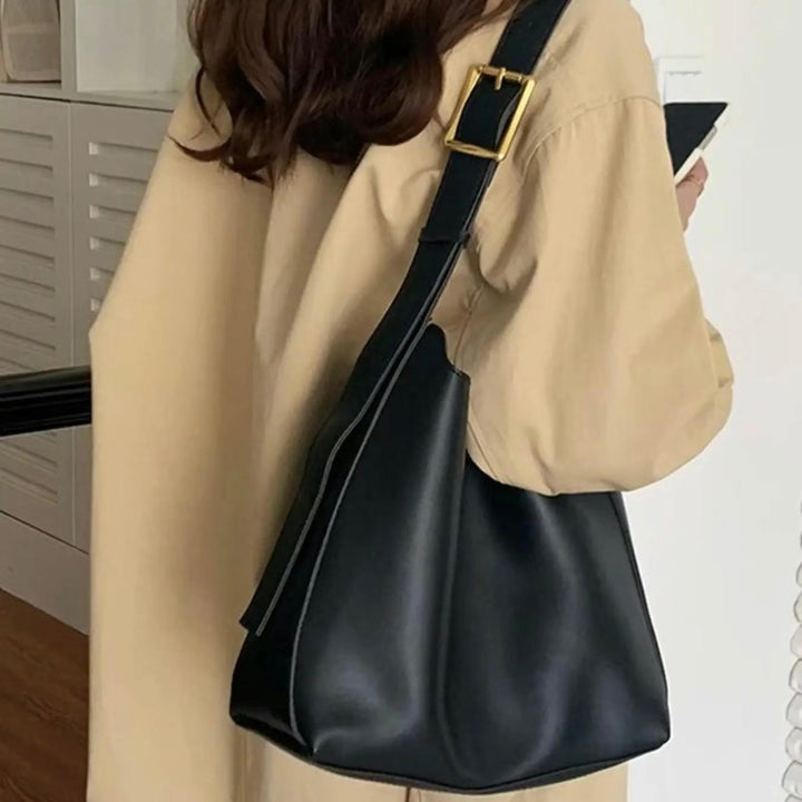 Elspeth™ | Classic Tan Bucket Bag