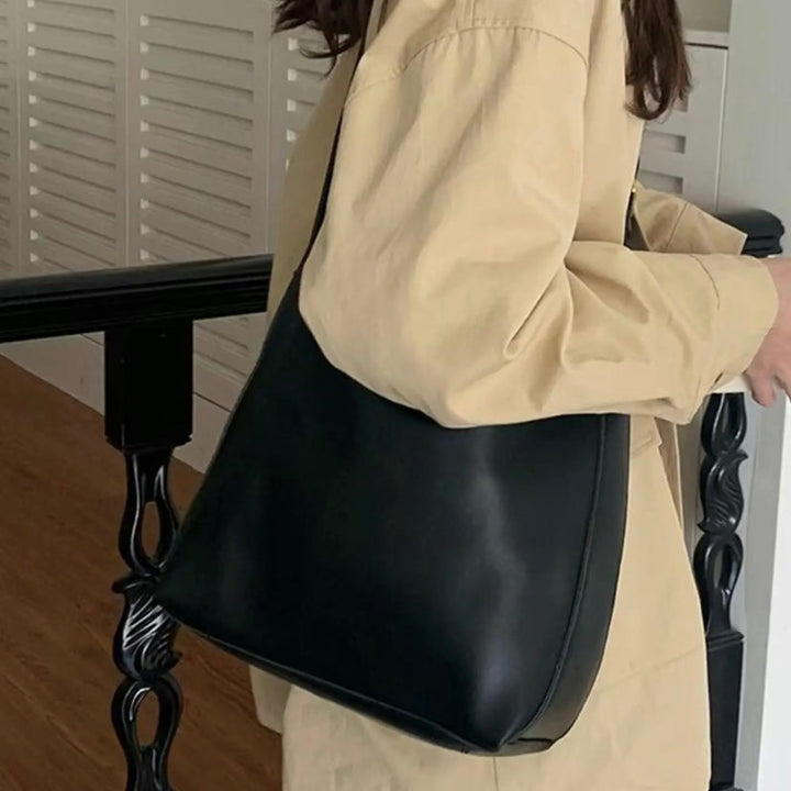 Elspeth™ | Classic Tan Bucket Bag