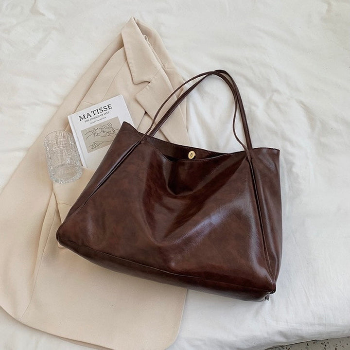 Lucinda™ | Glossy Finish Shoulder Bag