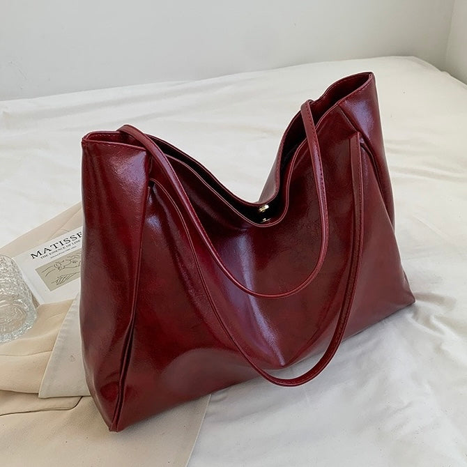 Lucinda™ | Glossy Finish Shoulder Bag