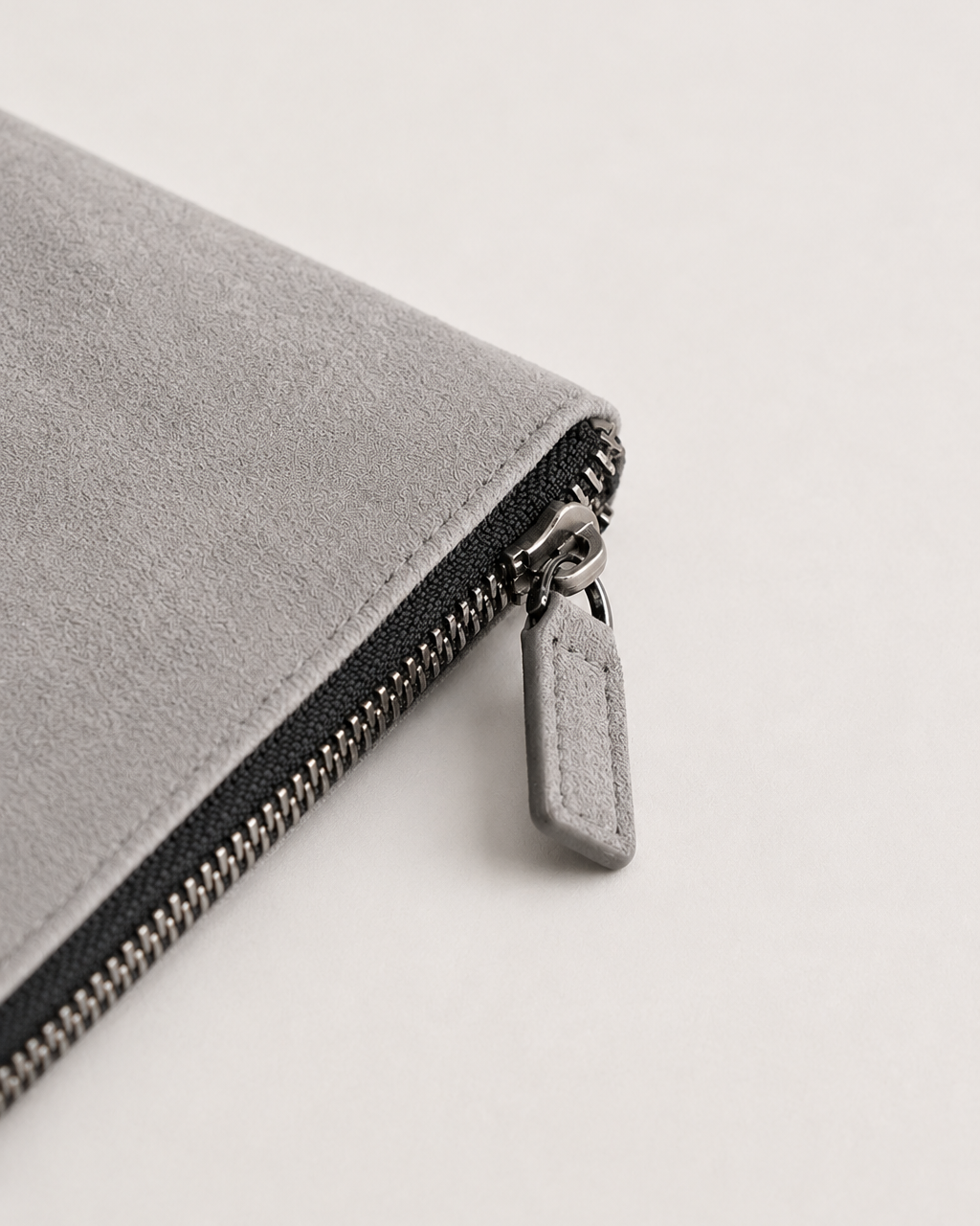 Michael Sydney men's light grey clutch bag, front view