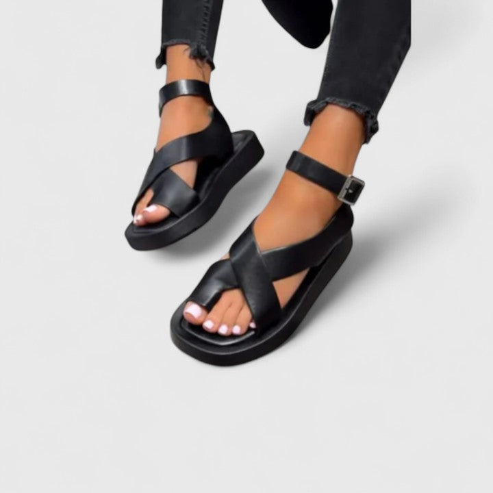 Lisa™ | Cushioned Cross-Strap Sandals