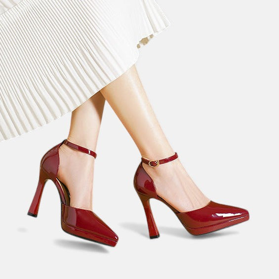 Lori™ | Pointed Ankle-Strap Pumps