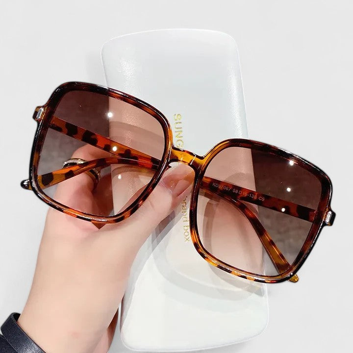 Elke™ | Classic Square Sunglasses