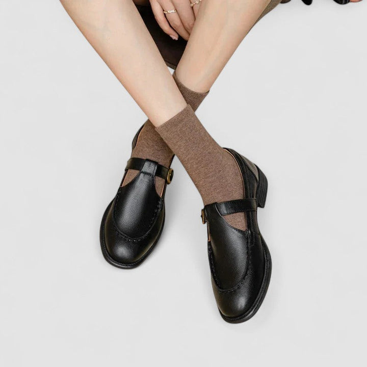 Lynn™ | Round-Toe Mary Jane Shoes