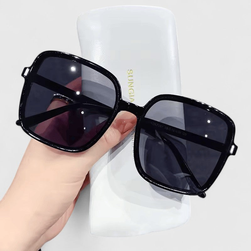 Elke™ | Classic Square Sunglasses