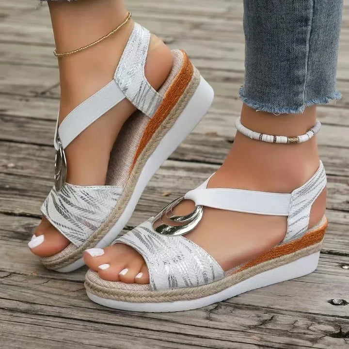 Suzanne™ | Supportive Everyday Sandals