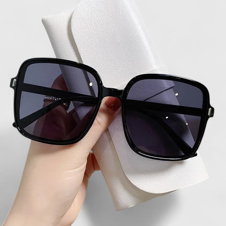 Keira™ | Vintage Oversized Sunglasses
