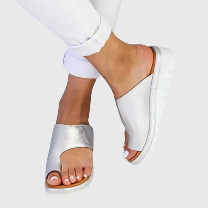 Claire™ | Supportive Everyday Sandals