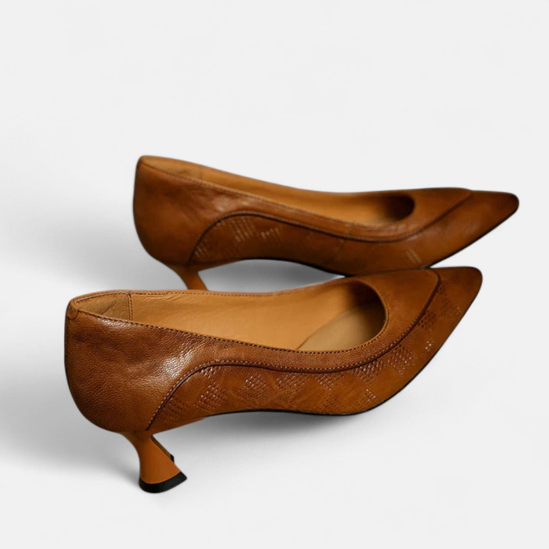 Sandra™ | Pointed Kitten-Heel Pumps