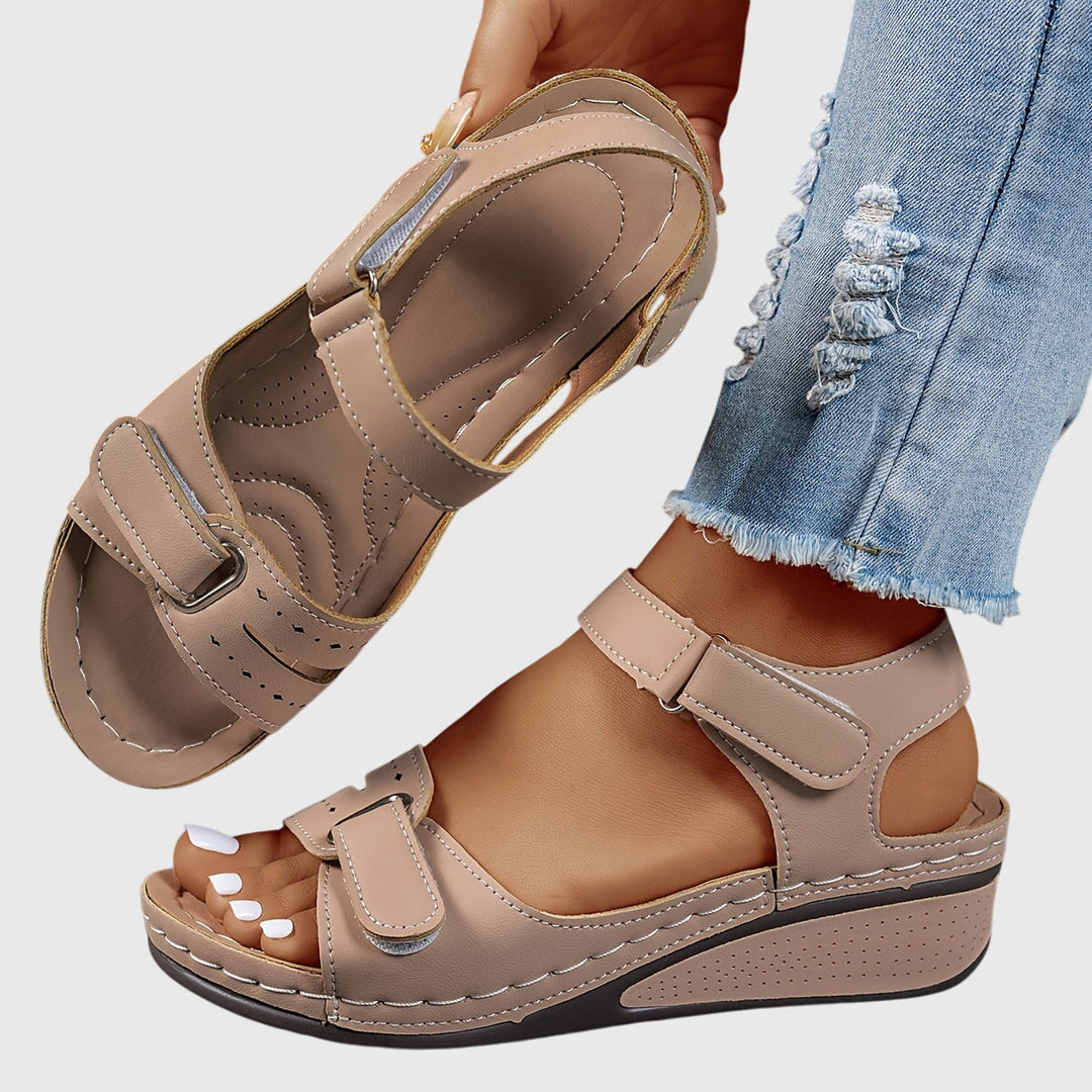 Penny™ | Wide-Fit Supportive Sandals