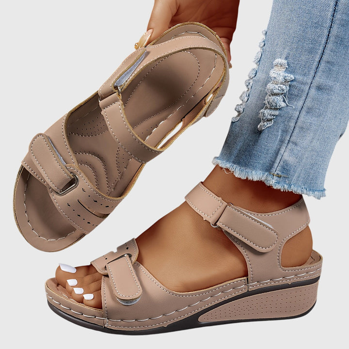 Penny™ | Wide-Fit Supportive Sandals