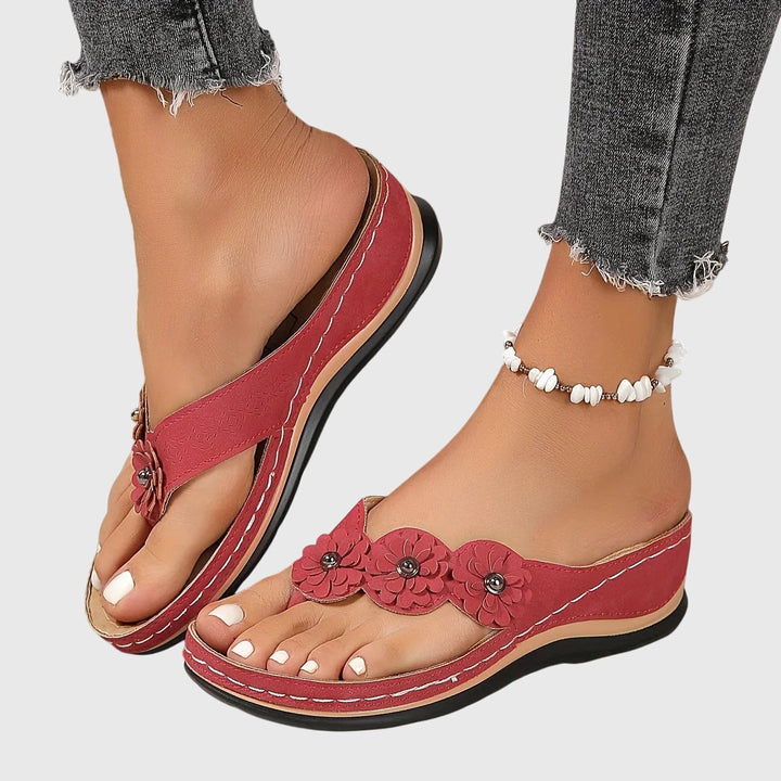 Katherine™ | Flower-Trim Flip-Flops