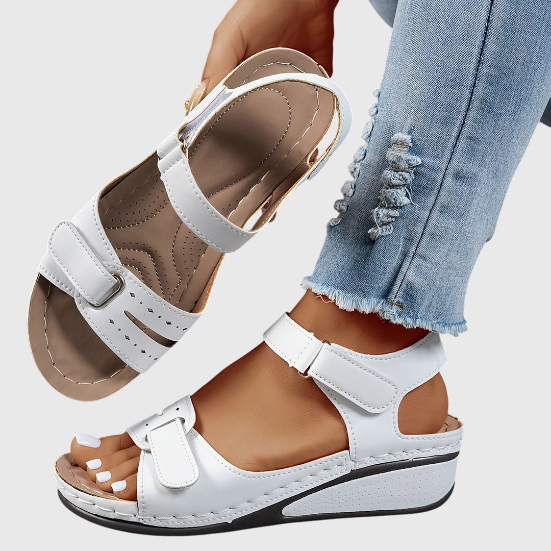 Penny™ | Wide-Fit Supportive Sandals