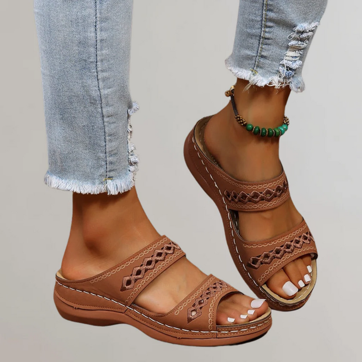 Stella™ | Refined Orthopaedic Sandals
