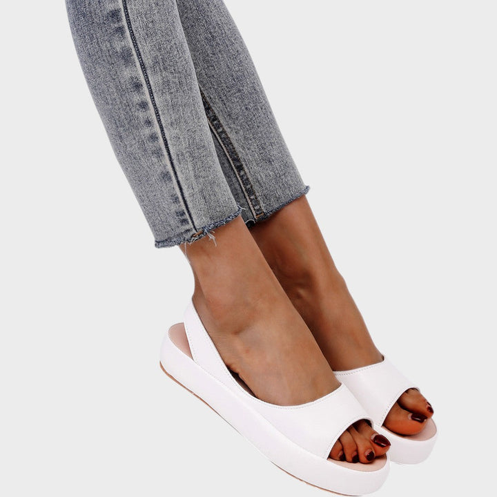Sylvia™ | Lightweight Orthopaedic Sandals