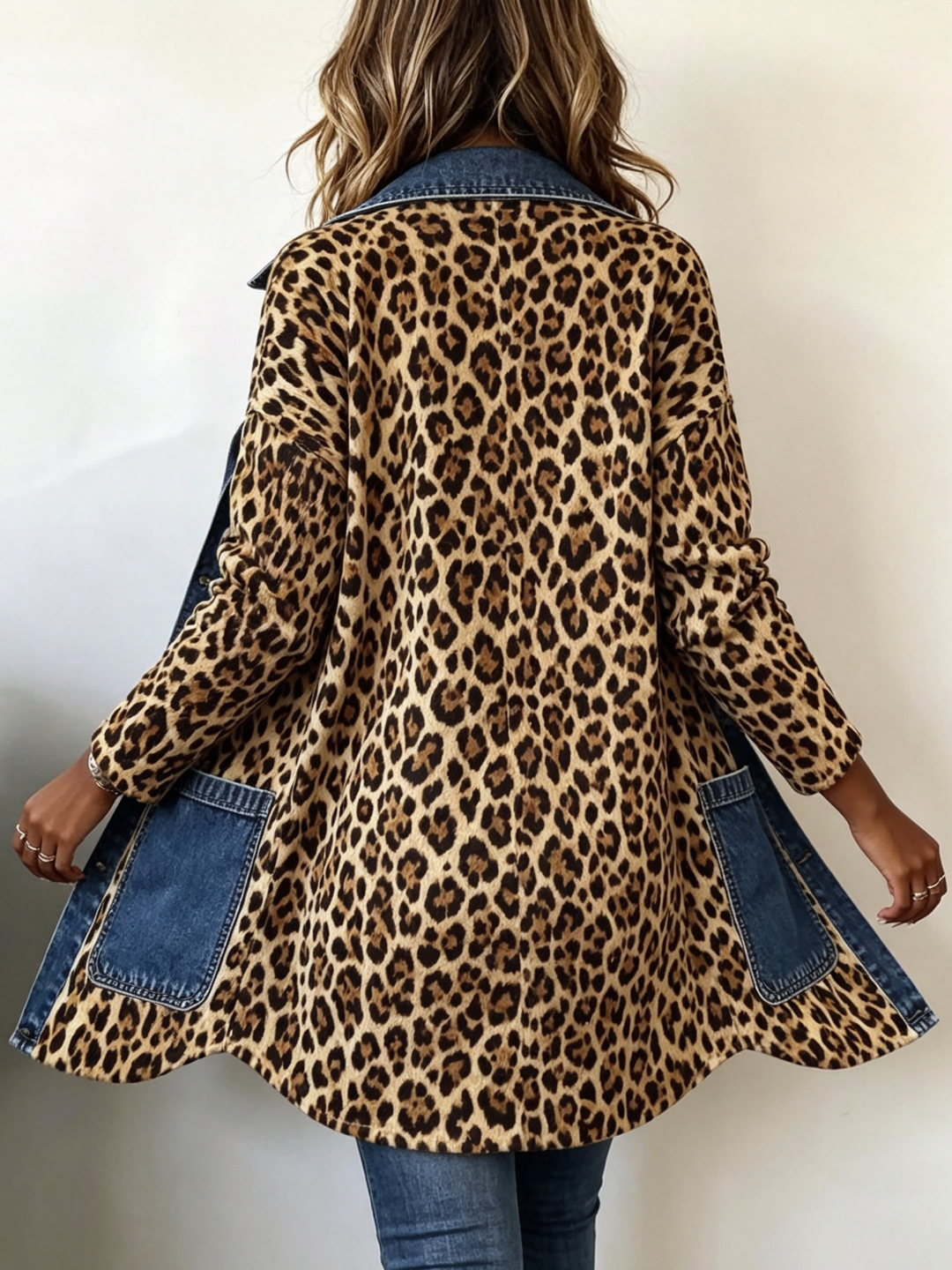 Flora™ | Long Jacket in Leopard Print